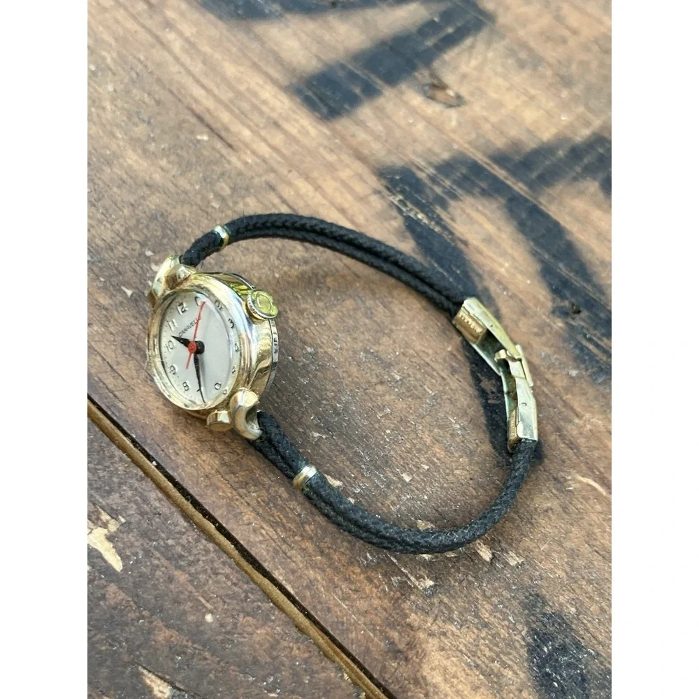 Vintage Caravelle by Bulova Ladies Wind-Up Watch Bracelet Japan Parts/Repair